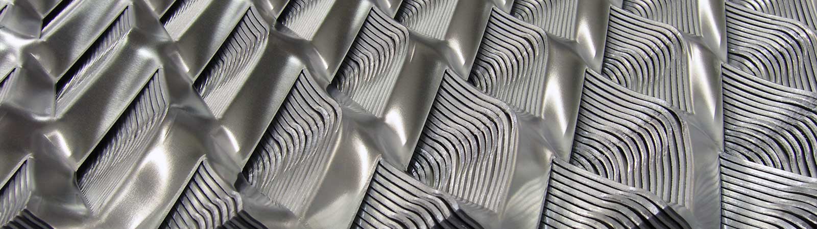 Aluminium streched metal sheets